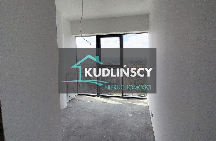 lokal mały
